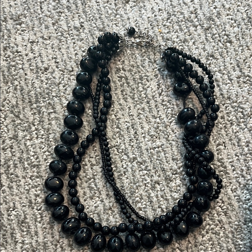 Elegant Black Beaded Necklace